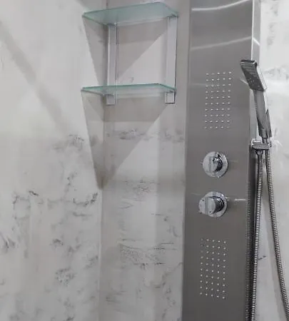 شقة Intxaurti Etxea *