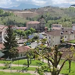 Intxaurti Etxea * Mallavia